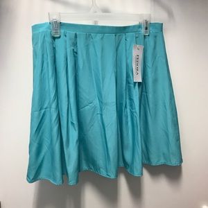 Fedora Boutique Everly flowy pleated skirt - large